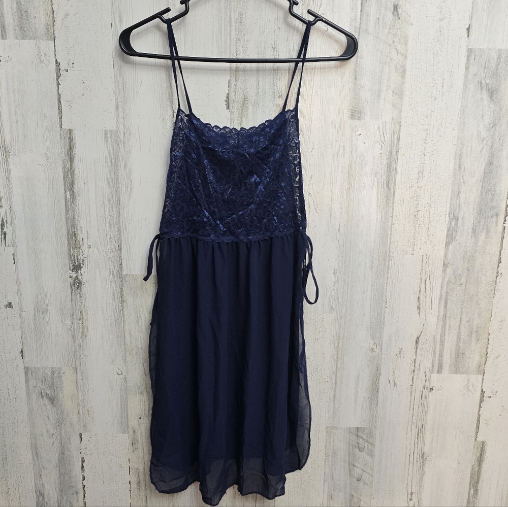 Petra Fashions Navy Blue Lace Night Gown Womens Size Medium